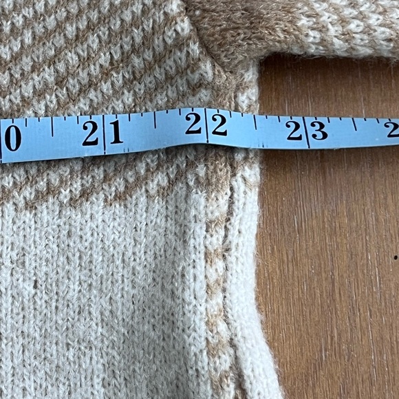 Loft Plaid Tan and White Women's Sweater L - Picture 6 of 8